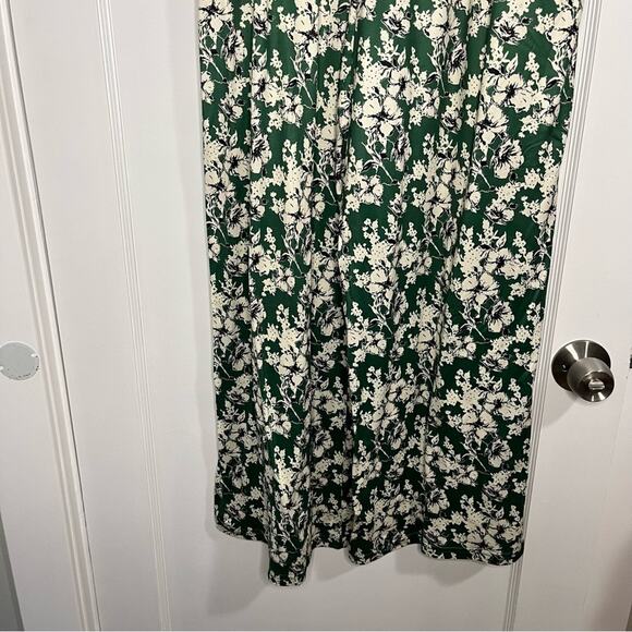 Hutch Anthropologie Wide Leg White and Green Floral Pull On Pants - Picture 15 of 16